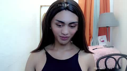 Snapshot of petite_barbie88 chatting on 07.05.26 petite_barbie88 online show from 07.05.26