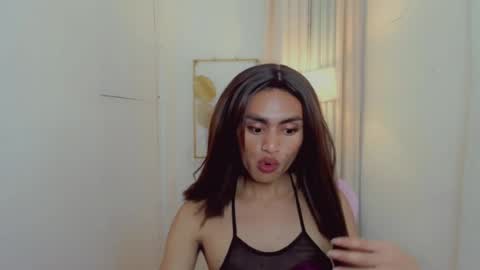 Snapshot of petite_barbie88 chatting on 07.06.26 petite_barbie88 online show from 07.06.26