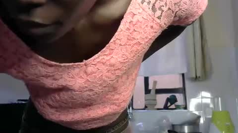 petite_lavi2 online show from 03.05.25