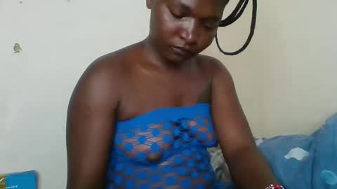 petite_shan online show from 02.04.26