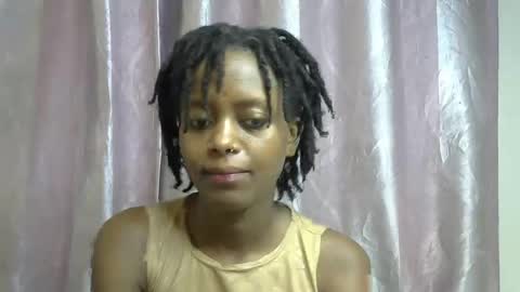 Snapshot of petite_star2 chatting on 01.18.26 petite_star2 online show from 01.18.26