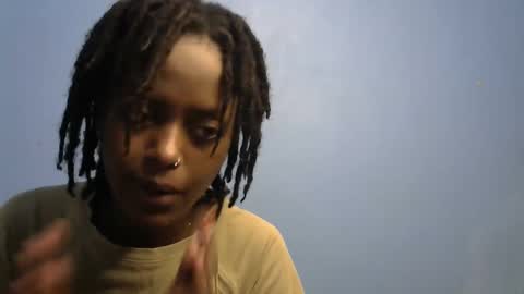 Snapshot of petite_star2 chatting on 02.03.26 petite_star2 online show from 02.03.26