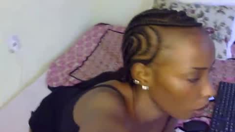 Snapshot of petite_tanya chatting on 12.16.24 Tanya online show from 12.16.24