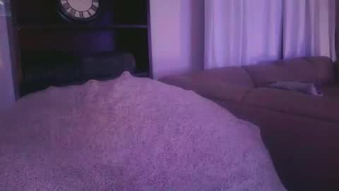 Snapshot of petite_treat_ chatting on 01.19.25 petite treat online show from 01.19.25