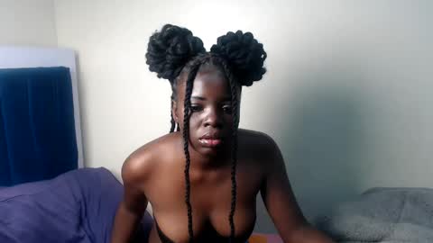 petitebeautyy online show from 05.31.26