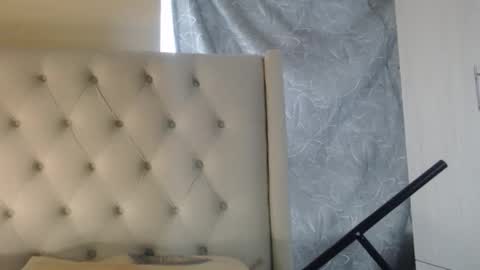 Snapshot of petiteblackjuicy chatting on 06.02.26 Amara online show from 06.02.26