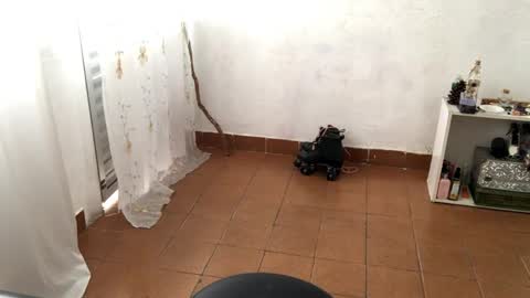 Mlian online show from 04.01.26