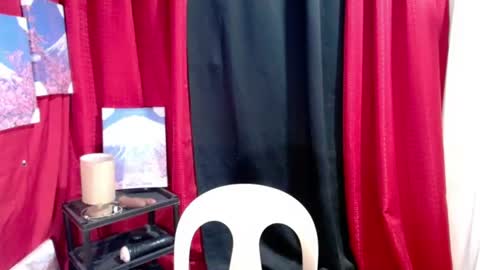 Snapshot of petitepinaycyrenets chatting on 06.14.26 TsDELICIOUSCum69 online show from 06.14.26