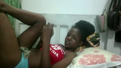 petitesweetchiq online show from 09.15.25