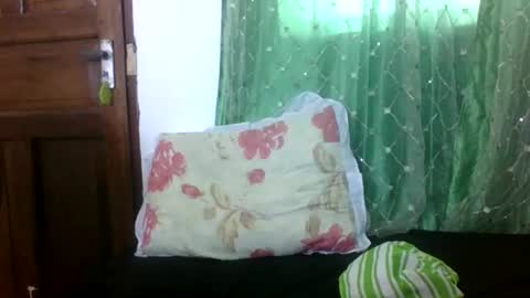 petitesweetchiq online show from 09.19.25