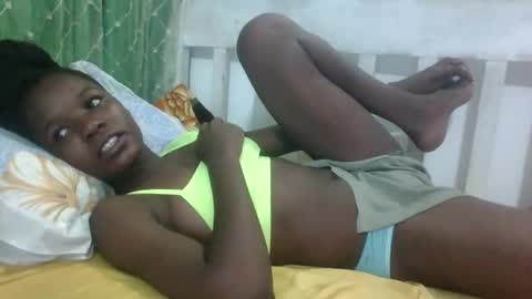 petitesweetchiq online show from 10.01.25