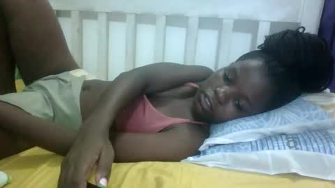 petitesweetchiq online show from 10.09.25