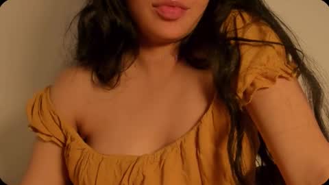 Snapshot of petitgirl_ chatting on 09.18.25 J A S S online show from 09.18.25