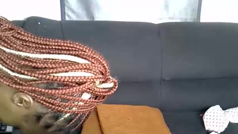 petitpearl online show from 02.13.26