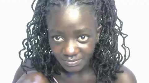 Snapshot of petitte_gyaal chatting on 10.16.25 petitte_gyaal online show from 10.16.25