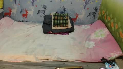 pettygirl69 online show from 12.20.25