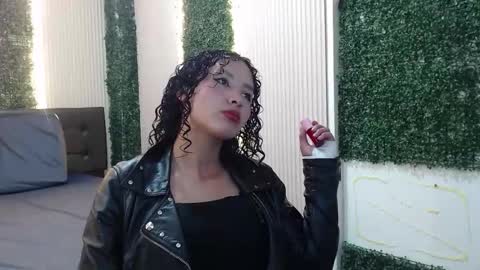 Moon  online show from 11.04.25