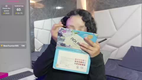 Moon  online show from 12.19.25