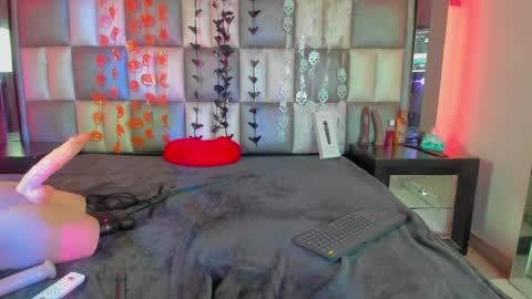 Snapshot of peyton_wat20 chatting on 10.11.25 peyton_wat20 online show from 10.11.25