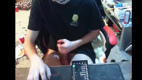 Snapshot of phantm420__ chatting on 09.23.25 phantm420__ online show from 09.23.25