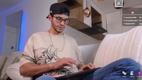 phantom_bigger1 online show from 02.04.25