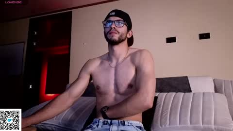 phantom_bigger1 online show from 04.06.26