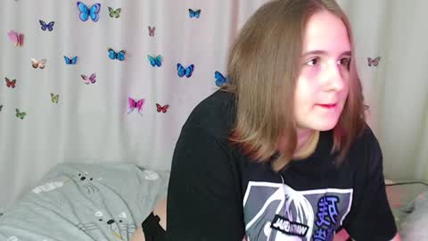 Snapshot of phantommira chatting on 01.09.25 phantommira online show from 01.09.25