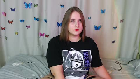 Snapshot of phantommira chatting on 01.17.25 phantommira online show from 01.17.25