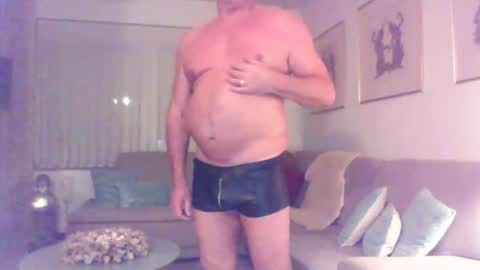 Phil online show from 11.16.25