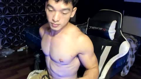 Snapshot of philhotbody chatting on 02.11.25 AJ online show from 02.11.25