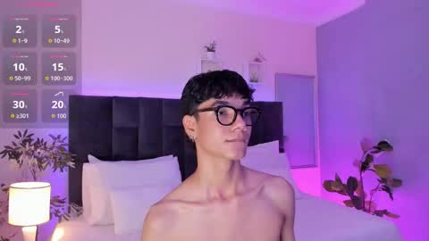 Phillip online show from 11.08.25