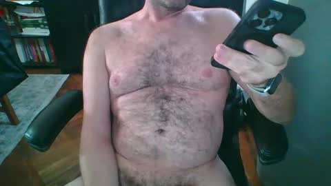 Snapshot of philly41190 chatting on 11.24.25 philly41190 online show from 11.24.25