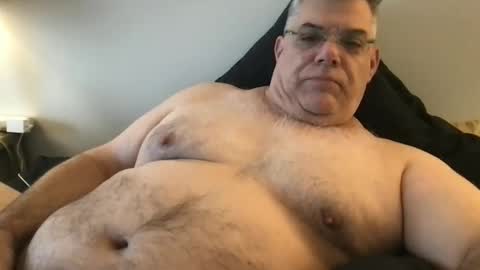 Snapshot of phlpjd chatting on 12.17.24 phlpjd online show from 12.17.24