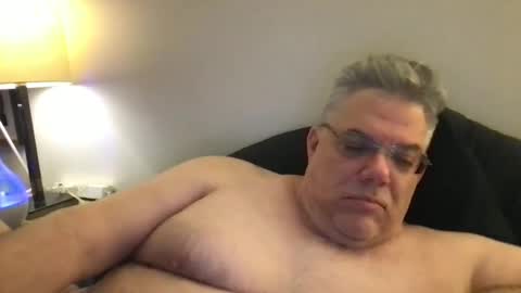 Snapshot of phlpjd chatting on 12.26.24 phlpjd online show from 12.26.24