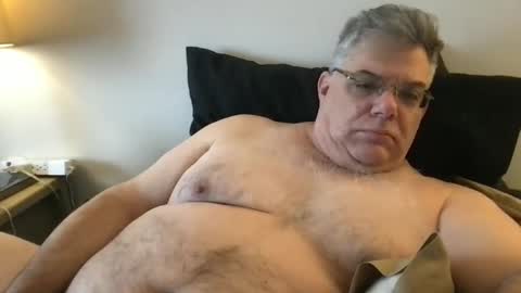 Snapshot of phlpjd chatting on 01.01.25 phlpjd online show from 01.01.25