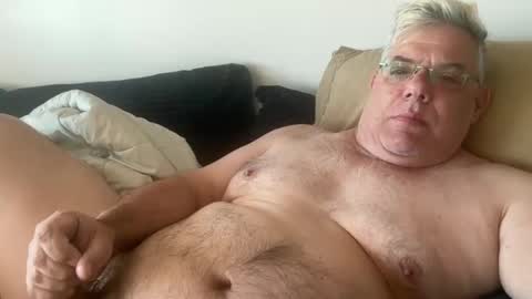 Snapshot of phlpjd chatting on 10.16.25 phlpjd online show from 10.16.25