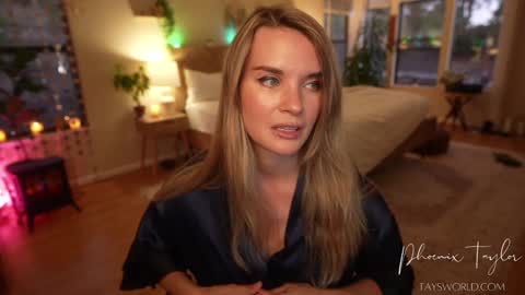 Snapshot of phoenix_taylor chatting on 10.21.25 PHOENIX TAYLOR online show from 10.21.25