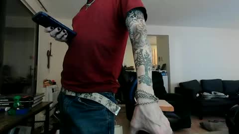 Snapshot of phrostdd chatting on 07.08.26 FrankenDaddy online show from 07.08.26