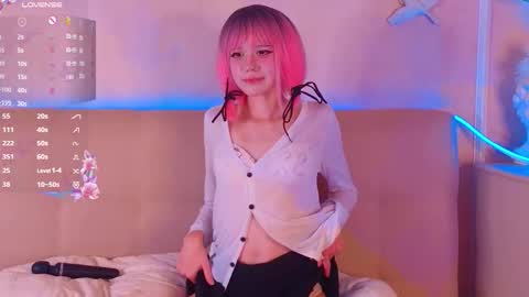 Snapshot of phyllissanchez chatting on 10.10.25 phyllissanchez online show from 10.10.25