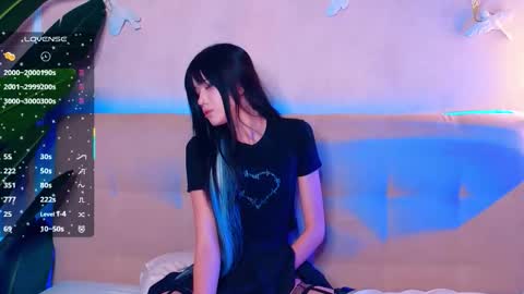 Snapshot of phyllissanchez chatting on 10.26.25 phyllissanchez online show from 10.26.25