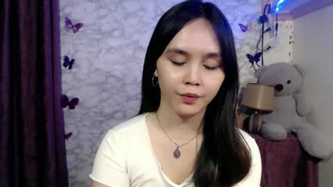 Ms Pia online show from 04.19.26