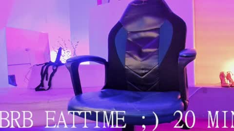    Special Couple Show - WELCOME TO XMAS   5 and 6 December  - 2 at 8 pm COL hour online show from 01.28.25