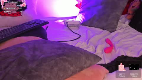  PIA FISHER  online show from 02.04.25