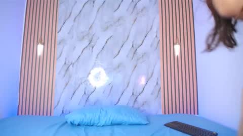 piagelvez_ online show from 10.13.25