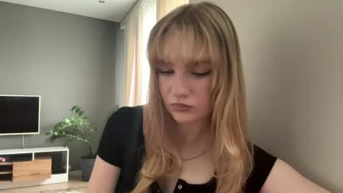 Kristie online show from 06.18.26