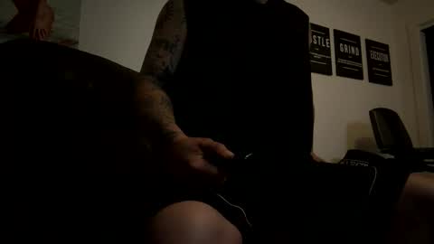 Snapshot of pickleback69 chatting on 11.03.25 pickleback69 online show from 11.03.25