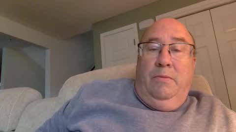 Snapshot of pickme11113 chatting on 10.31.25 pickme11113 online show from 10.31.25