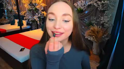 Emelie online show from 02.10.25