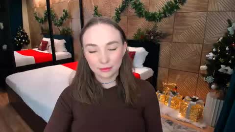 Emelie online show from 12.23.25