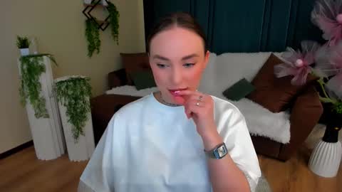 Emelie online show from 03.03.26